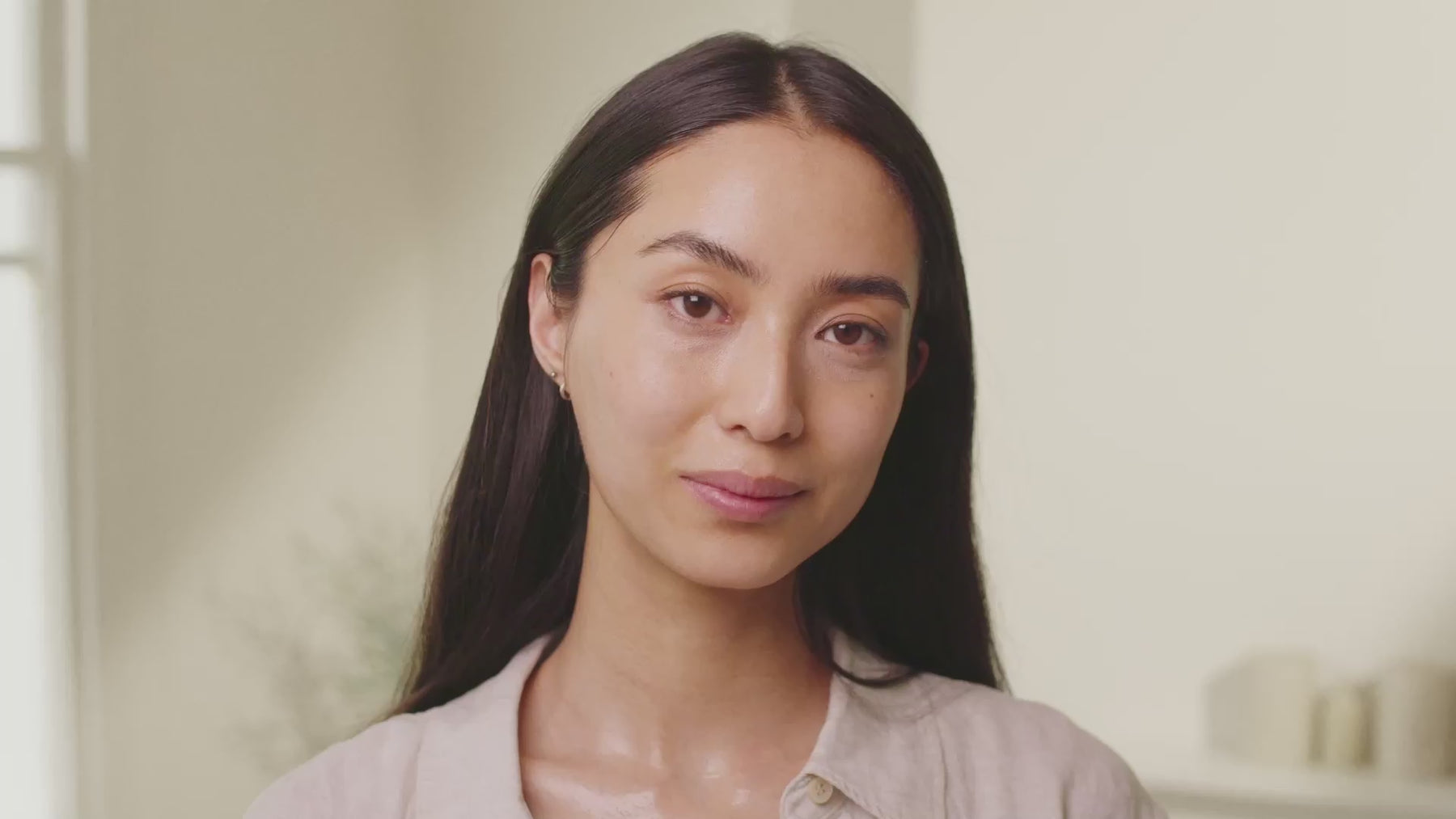 The Face, Neck & Dec Icons The Light Salon